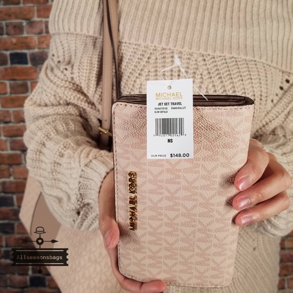 Michael Kors Medium carryall tote wallet SET Fawn - Picture 8 of 8